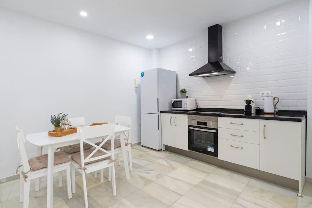 Tejon II & Private Terrace By Ele Apartments Málaga Dış mekan fotoğraf